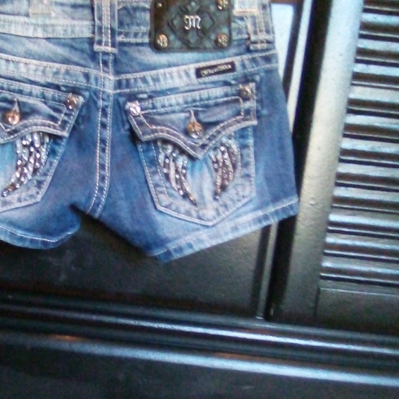 MissMe - Picture 2 of 4